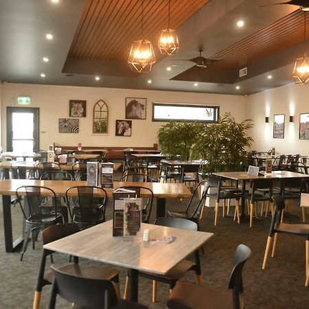 Garden Hotel 더보 외부 사진